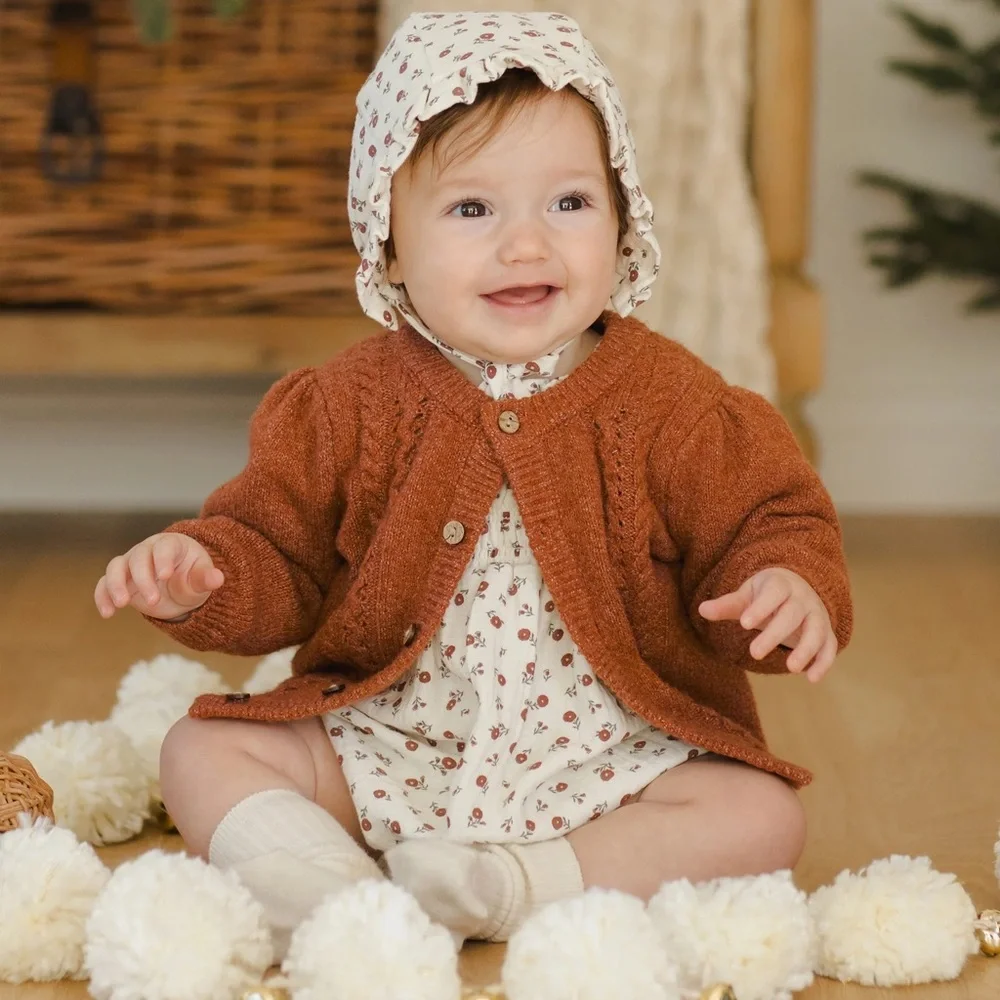 ISO Quincy Mae Bonnet in Winter Ditsy